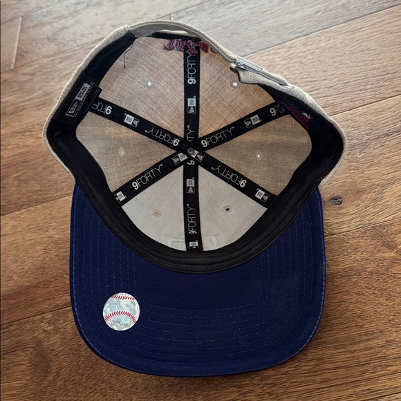 Texas Rangers New Era 9FORTY Cap - Picture 4 of 7